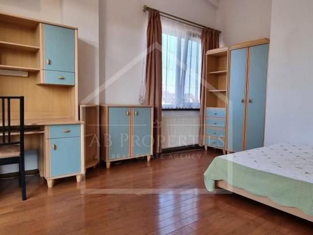 Casă închirieri în București