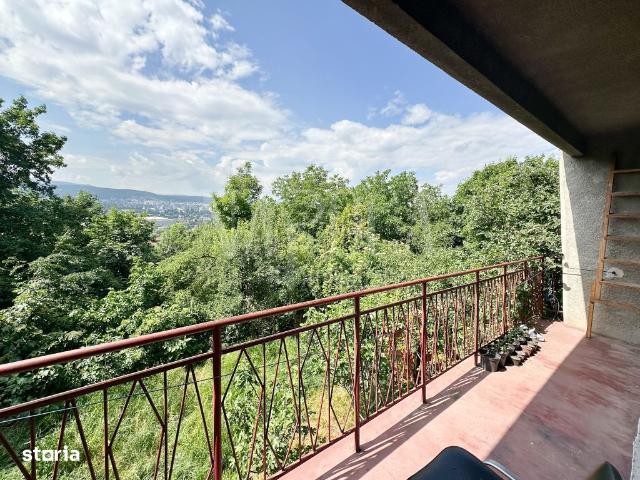 Casă vânzări