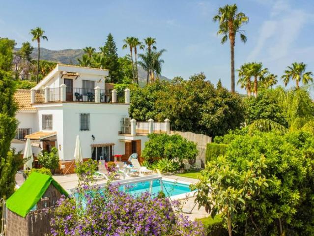 Casa en alquiler en Pinos de Alhaurín, Alhaurín de la Torre