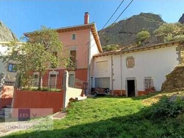 Casa en venta en Boca De Huérgano, Castilla y León