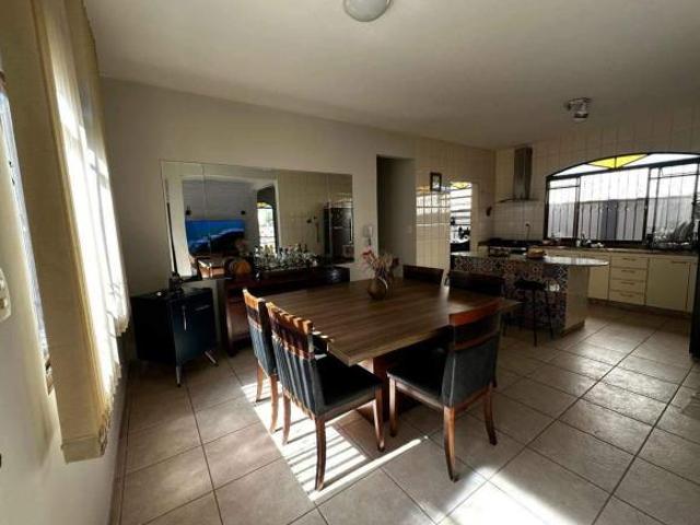 Casa venda em Região Geográfica Imediata de Belo Horizonte, Região Metropolitana de Belo Horizonte