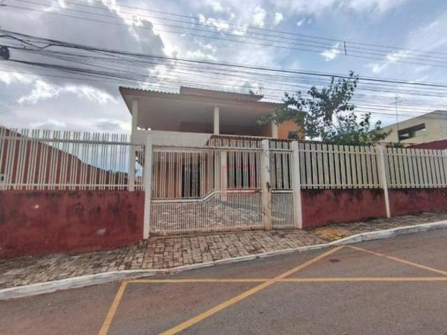 Casa venda em Região Geográfica Imediata do Distrito Federal, Região Integrada de Desenvolvimento do Distrito Federal e Entorno