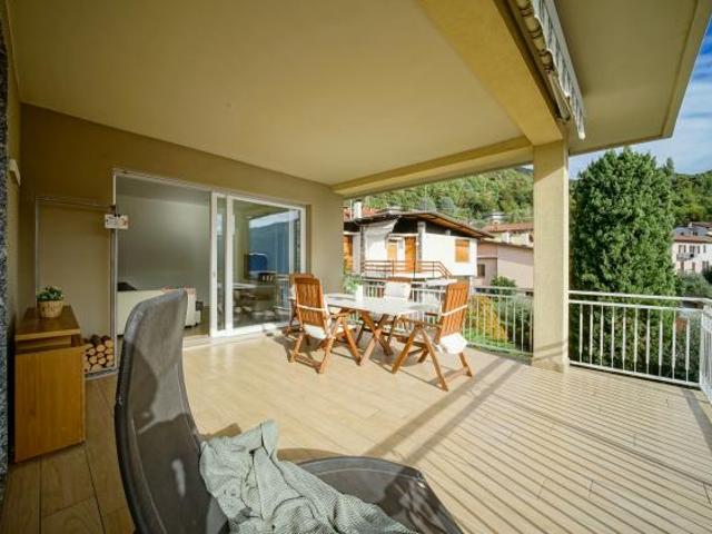 Appartamento in vendita a Mandello Del Lario, Lombardia