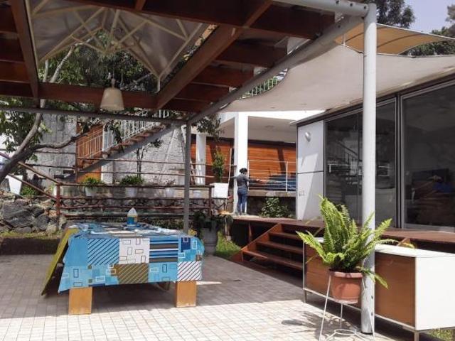 Casa a precio de terreno en LOS CONDORES