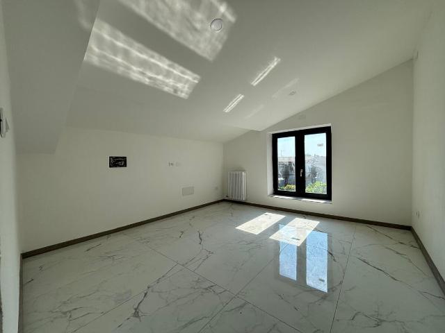 Villa Indipendente in affitto a Zevio, Veneto