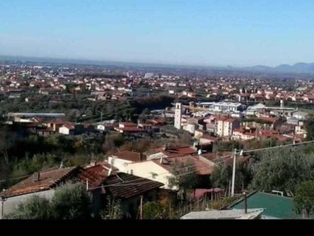 Villa Indipendente in affitto a Tonfano, Toscana