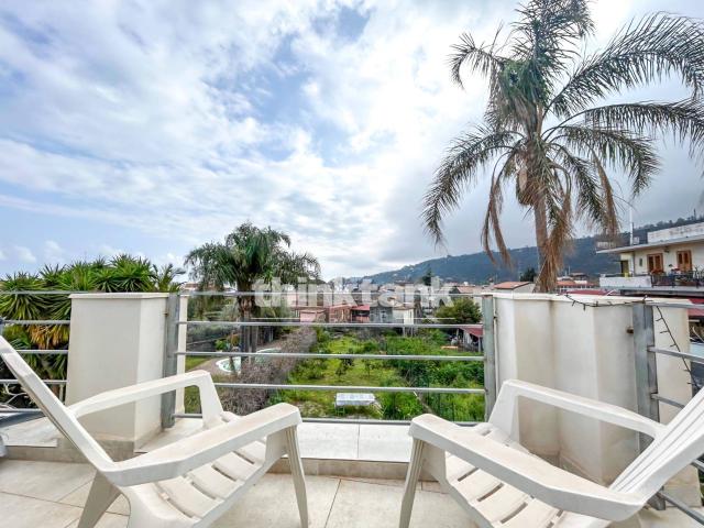 Villa Indipendente in vendita a Acireale, Sicilia
