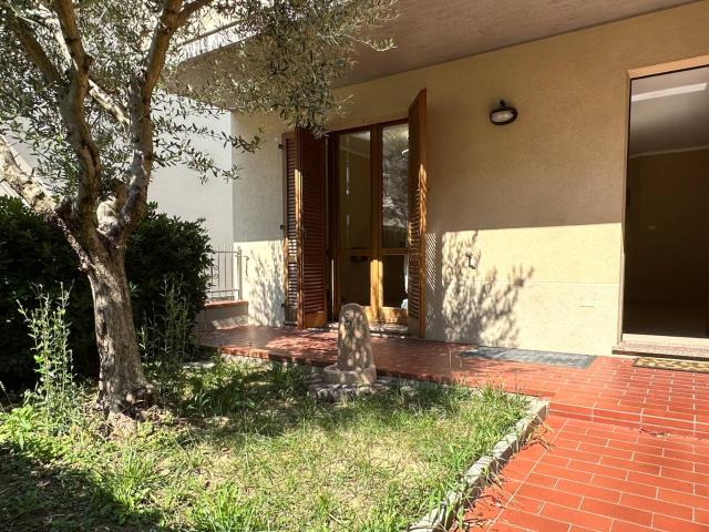 Villa Indipendente in vendita a Santa Veneranda, Marche