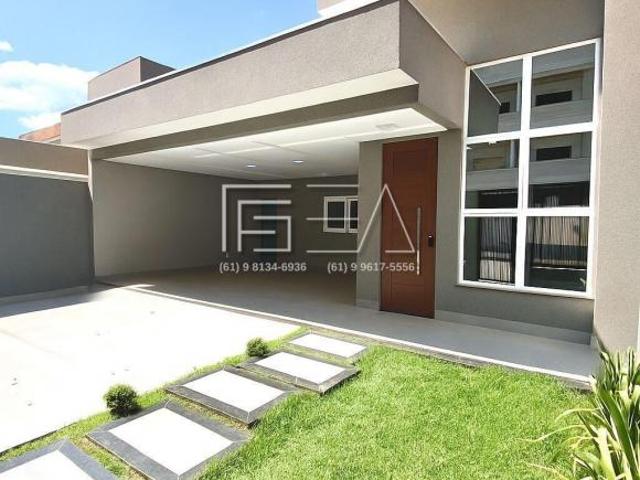 Casa venda em Região Geográfica Imediata de Águas Lindas de Goiás, Região Integrada de Desenvolvimento do Distrito Federal e Entorno