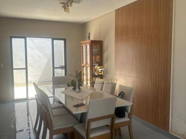 Casa venda em Região Imediata de São José dos Campos, Região Metropolitana do Vale do Paraíba e Litoral Norte