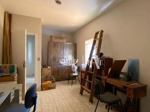 Casa venda em Região Geográfica Imediata de Londrina, Londrina