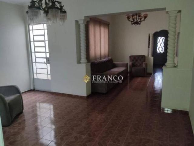 Casa venda em Região Imediata de Taubaté-Pindamonhangaba, Região Metropolitana do Vale do Paraíba e Litoral Norte