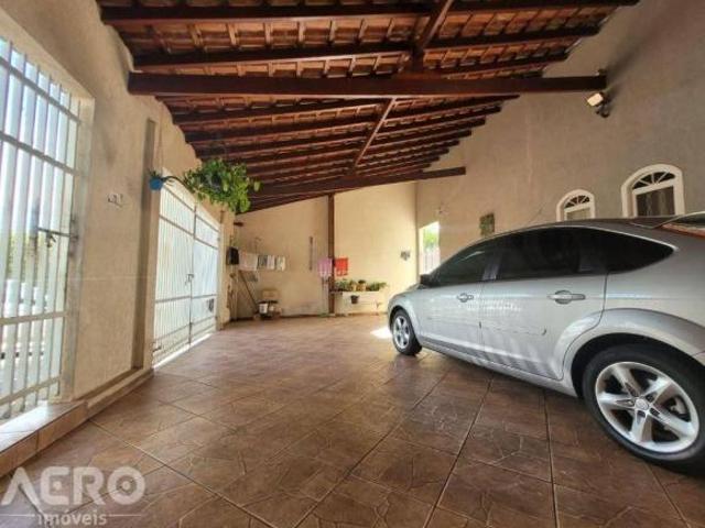 Casa venda em Região Imediata de Bauru, Bauru