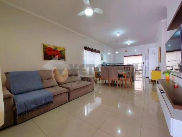 Casa venda em Balneário Forest, Caraguatatuba