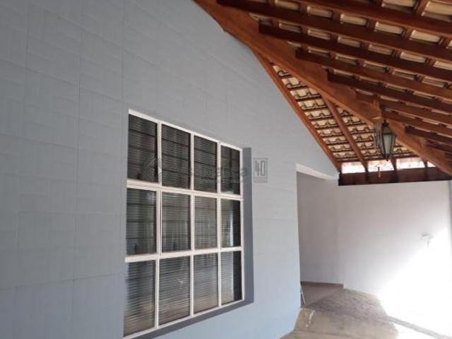 Casa venda em Iperó