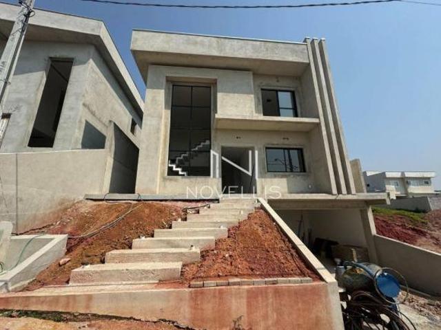 Casa venda em Região Imediata de São José dos Campos, Região Metropolitana do Vale do Paraíba e Litoral Norte