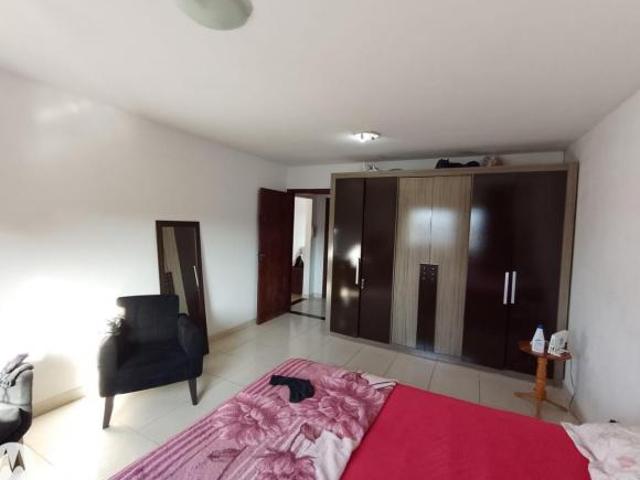 Casa venda em Região Imediata de Taubaté-Pindamonhangaba, Região Metropolitana do Vale do Paraíba e Litoral Norte