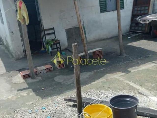 Casa venda em Região Imediata de Taubaté-Pindamonhangaba, Região Metropolitana do Vale do Paraíba e Litoral Norte