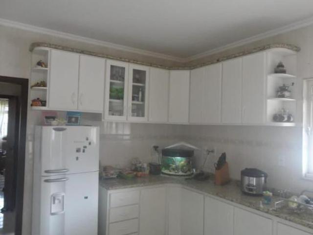 Casa venda em Região Imediata de Taubaté-Pindamonhangaba, Região Metropolitana do Vale do Paraíba e Litoral Norte