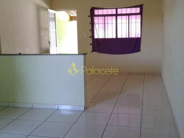 Casa venda em Região Imediata de Taubaté-Pindamonhangaba, Região Metropolitana do Vale do Paraíba e Litoral Norte