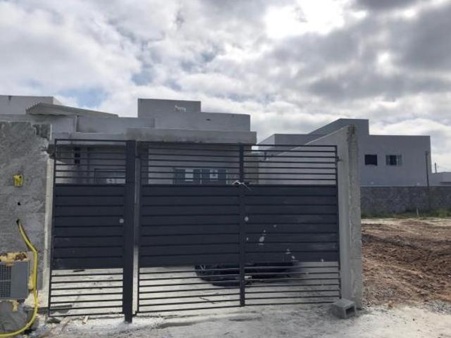 Casa venda em Região Imediata de Taubaté-Pindamonhangaba, Região Metropolitana do Vale do Paraíba e Litoral Norte