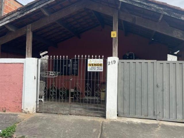 Casa venda em Região Imediata de Taubaté-Pindamonhangaba, Região Metropolitana do Vale do Paraíba e Litoral Norte