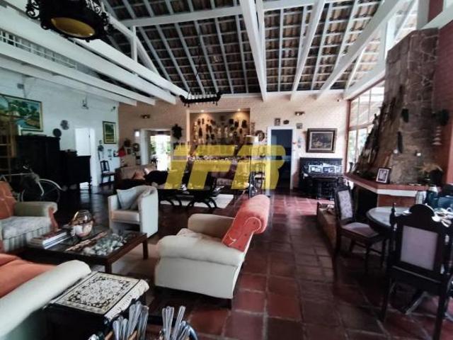 Casa venda em Região Imediata de Guaratinguetá, Região Metropolitana do Vale do Paraíba e Litoral Norte