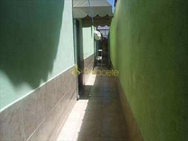 Casa venda em Região Imediata de Taubaté-Pindamonhangaba, Região Metropolitana do Vale do Paraíba e Litoral Norte