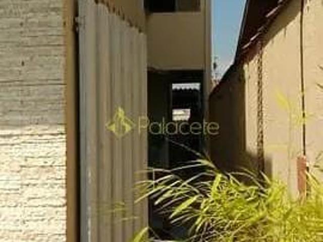 Casa venda em Região Imediata de Taubaté-Pindamonhangaba, Região Metropolitana do Vale do Paraíba e Litoral Norte