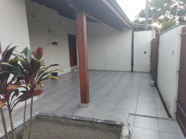 Casa venda em Região Imediata de Taubaté-Pindamonhangaba, Região Metropolitana do Vale do Paraíba e Litoral Norte