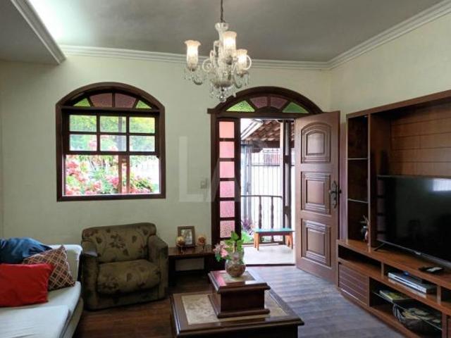 Casa venda em Região Geográfica Imediata de Belo Horizonte, Região Metropolitana de Belo Horizonte