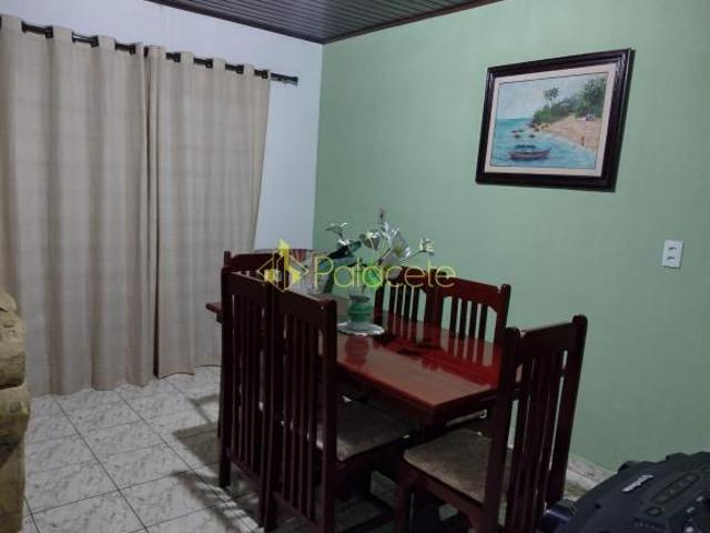 Casa venda em Região Imediata de Taubaté-Pindamonhangaba, Região Metropolitana do Vale do Paraíba e Litoral Norte