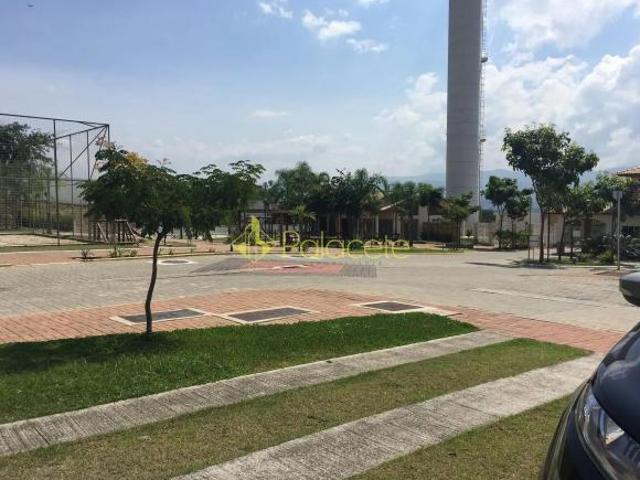 Casa venda em Região Imediata de Taubaté-Pindamonhangaba, Região Metropolitana do Vale do Paraíba e Litoral Norte