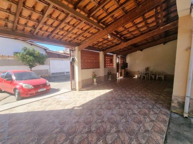 Casa venda em Região Imediata de Guaratinguetá, Região Metropolitana do Vale do Paraíba e Litoral Norte