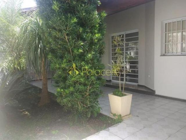 Casa venda em Região Imediata de Taubaté-Pindamonhangaba, Região Metropolitana do Vale do Paraíba e Litoral Norte