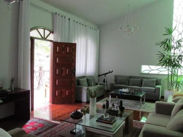 Casa venda em Região Geográfica Imediata de Belo Horizonte, Região Metropolitana de Belo Horizonte