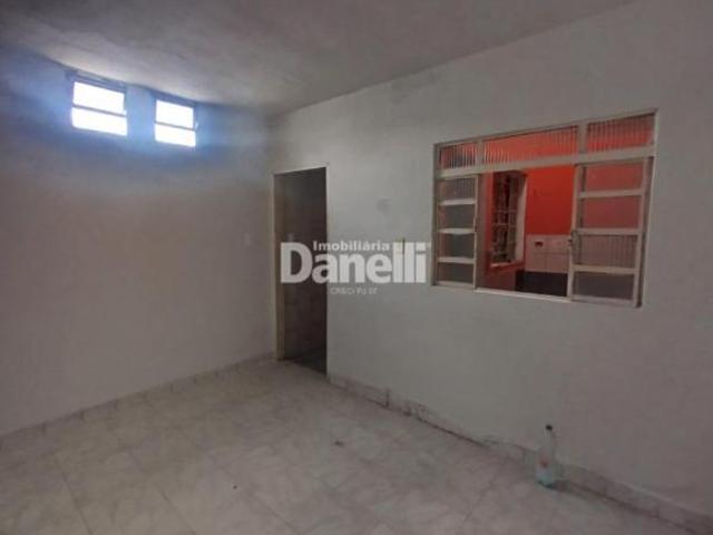 Casa venda em Região Imediata de Taubaté-Pindamonhangaba, Região Metropolitana do Vale do Paraíba e Litoral Norte