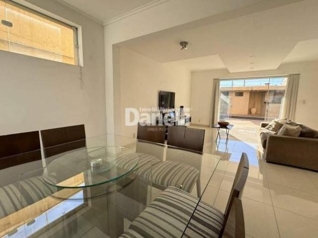 Casa venda em Região Imediata de Taubaté-Pindamonhangaba, Região Metropolitana do Vale do Paraíba e Litoral Norte