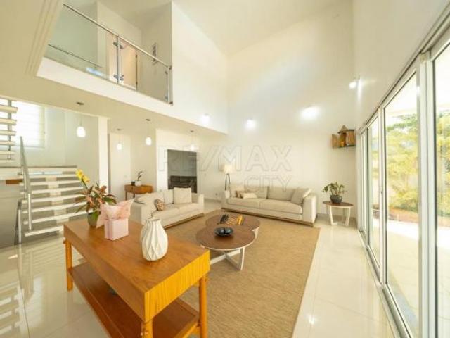 Casa venda em União de Minas, Região Geográfica Intermediária de Uberaba