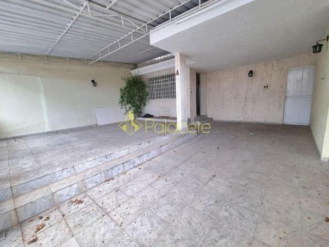 Casa venda em Região Imediata de Taubaté-Pindamonhangaba, Região Metropolitana do Vale do Paraíba e Litoral Norte