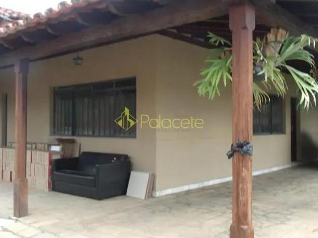 Casa venda em Região Imediata de Taubaté-Pindamonhangaba, Região Metropolitana do Vale do Paraíba e Litoral Norte