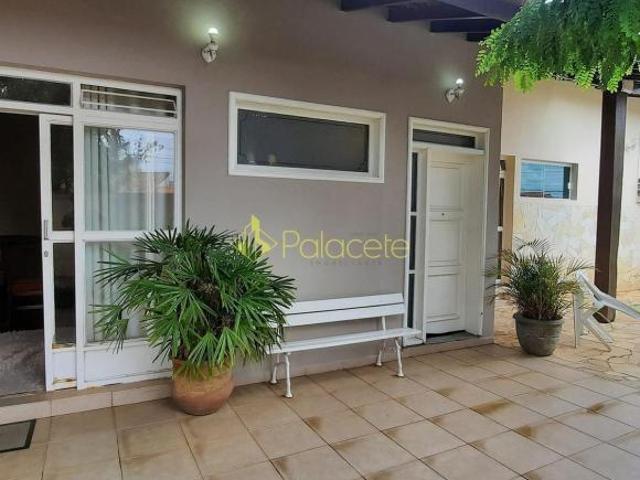 Casa venda em Região Imediata de Guaratinguetá, Região Metropolitana do Vale do Paraíba e Litoral Norte