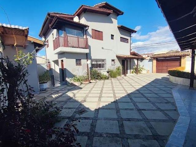 Casa venda em Jardim Califórnia, Caraguatatuba