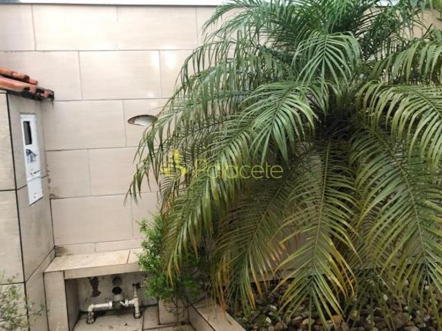 Casa venda em Região Imediata de Taubaté-Pindamonhangaba, Região Metropolitana do Vale do Paraíba e Litoral Norte