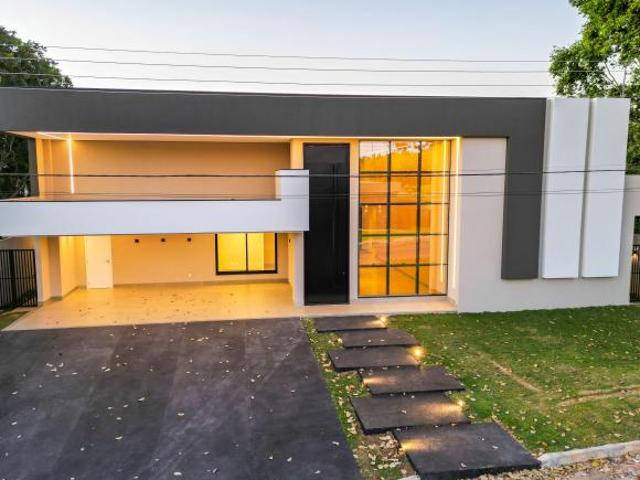 Casa venda em Região Geográfica Imediata do Distrito Federal, Região Integrada de Desenvolvimento do Distrito Federal e Entorno