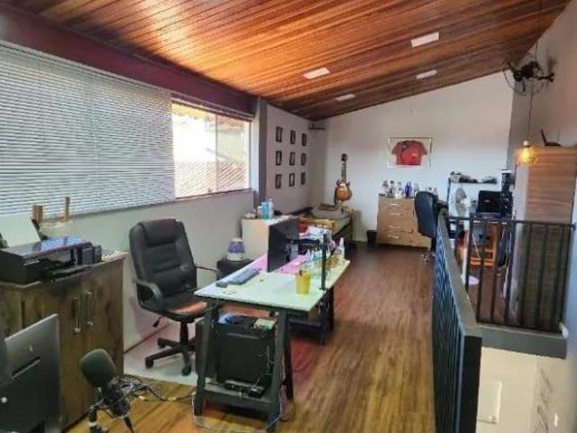 Casa venda em Região Imediata de Taubaté-Pindamonhangaba, Região Metropolitana do Vale do Paraíba e Litoral Norte