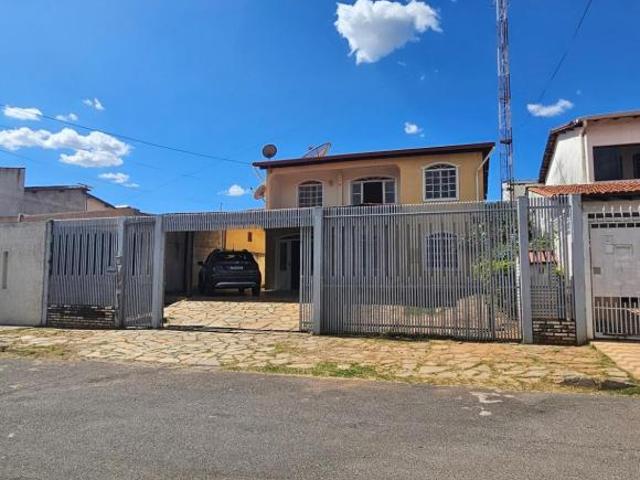 Casa venda em Região Geográfica Imediata do Distrito Federal, Região Integrada de Desenvolvimento do Distrito Federal e Entorno