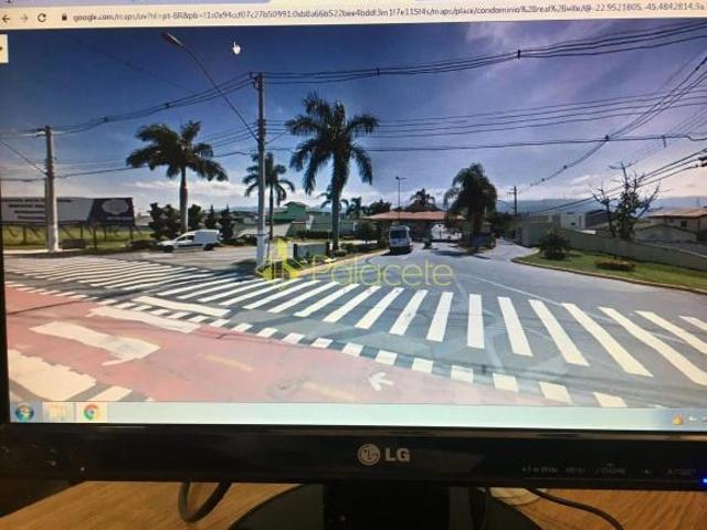 Casa venda em Região Imediata de Taubaté-Pindamonhangaba, Região Metropolitana do Vale do Paraíba e Litoral Norte