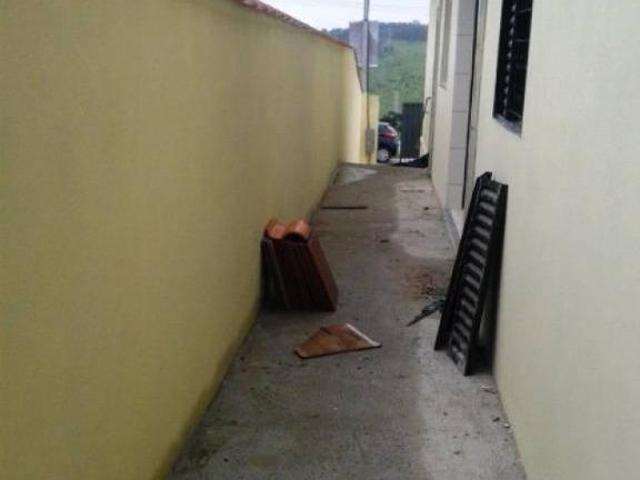 Casa venda em Região Imediata de Taubaté-Pindamonhangaba, Região Metropolitana do Vale do Paraíba e Litoral Norte