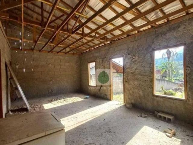 Casa venda em Região Imediata de Taubaté-Pindamonhangaba, Região Metropolitana do Vale do Paraíba e Litoral Norte